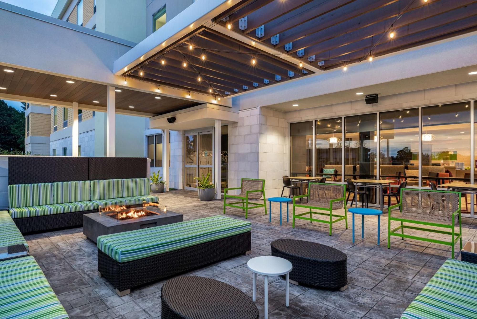 Hotel Home2 By Hilton Virginia Princess Anne Virginia Beach